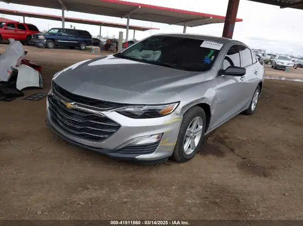 1G1ZB5ST7KF140268 2019 CHEVROLET MALIBU - Image 2
