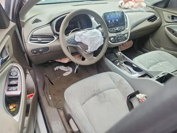 1G1ZB5ST7KF220413 2019 CHEVROLET MALIBU - Image 8