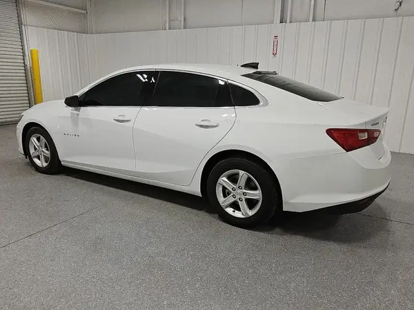 1G1ZB5ST7PF234240 2023 CHEVROLET MALIBU - Image 2