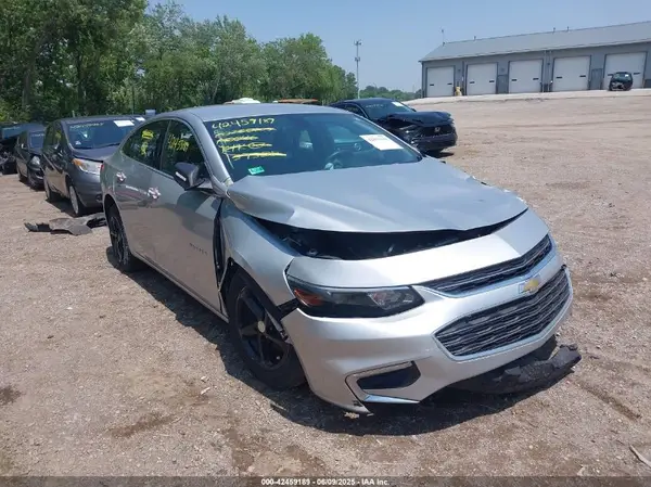 1G1ZB5ST8HF137338 2017 CHEVROLET MALIBU - Image 1