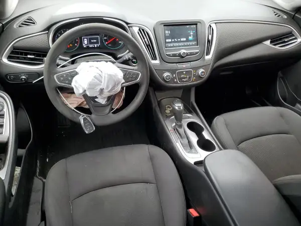 1G1ZB5ST8HF141809 2017 CHEVROLET MALIBU - Image 8