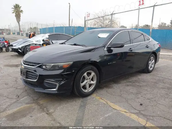 1G1ZB5ST8HF167584 2017 CHEVROLET MALIBU - Image 2