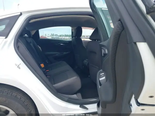 1G1ZB5ST8HF220932 2017 CHEVROLET MALIBU - Image 8