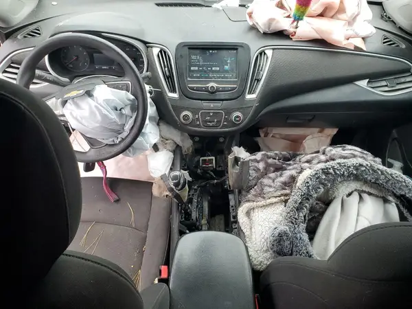 1G1ZB5ST8HF244521 2017 CHEVROLET MALIBU - Image 8