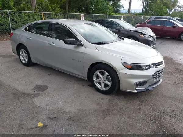 1G1ZB5ST8HF266955 2017 CHEVROLET MALIBU - Image 1
