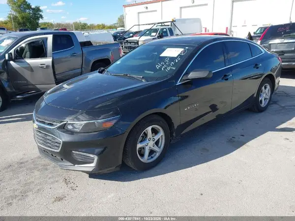 1G1ZB5ST8HF291421 2017 CHEVROLET MALIBU - Image 2