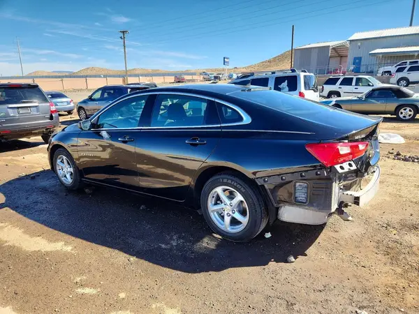 1G1ZB5ST8JF104409 2018 CHEVROLET MALIBU - Image 2