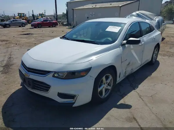 1G1ZB5ST8JF117208 2018 CHEVROLET MALIBU - Image 2