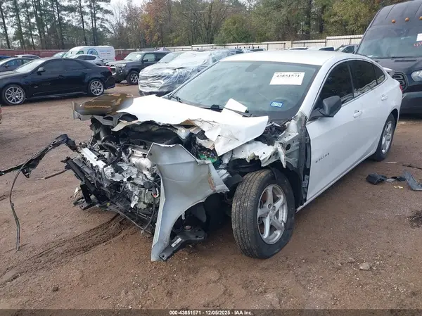1G1ZB5ST8JF255461 2018 CHEVROLET MALIBU - Image 2