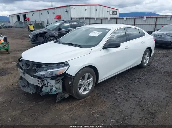 1G1ZB5ST8KF127593 2019 CHEVROLET MALIBU - Image 2