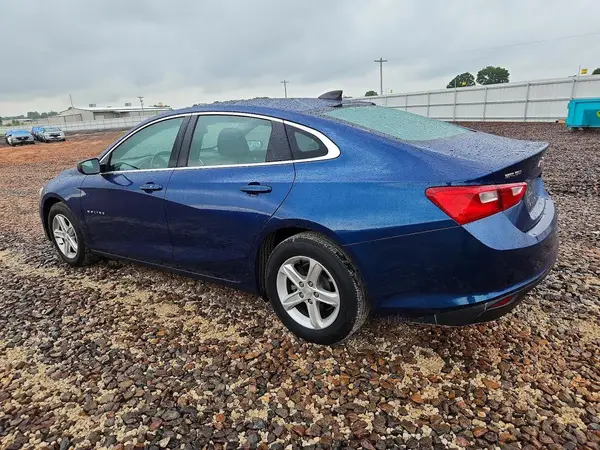 1G1ZB5ST8KF200929 2019 CHEVROLET MALIBU - Image 2
