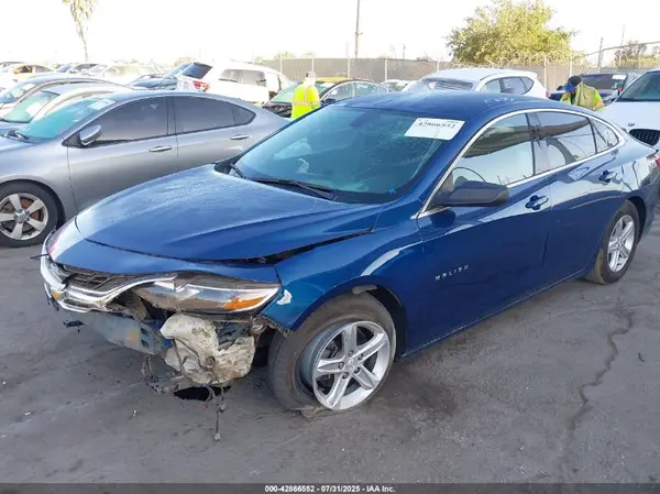 1G1ZB5ST8KF215057 2019 CHEVROLET MALIBU - Image 2