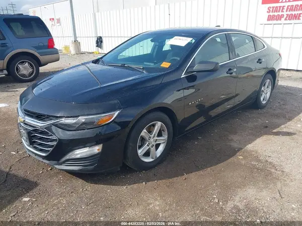 1G1ZB5ST8KF218234 2019 CHEVROLET MALIBU - Image 2