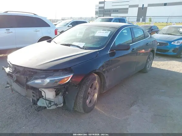 1G1ZB5ST8KF220520 2019 CHEVROLET MALIBU - Image 2