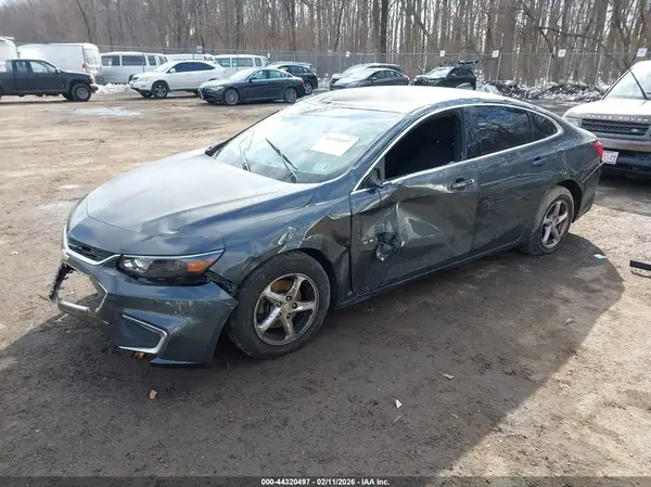 1G1ZB5ST9HF134738 2017 CHEVROLET MALIBU - Image 2