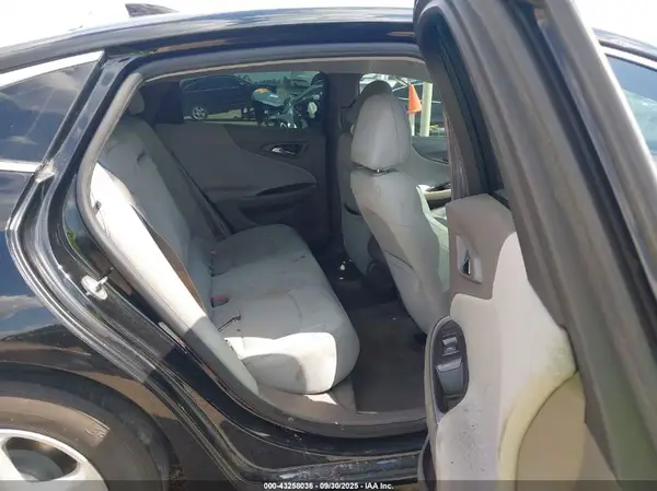 1G1ZB5ST9HF152477 2017 CHEVROLET MALIBU - Image 8