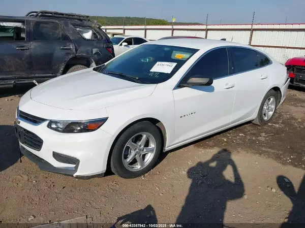 1G1ZB5ST9JF117475 2018 CHEVROLET MALIBU - Image 2