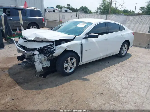 1G1ZB5ST9KF127473 2019 CHEVROLET MALIBU - Image 2
