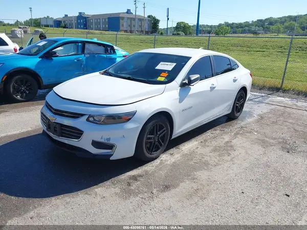 1G1ZB5STXHF105085 2017 CHEVROLET MALIBU - Image 2