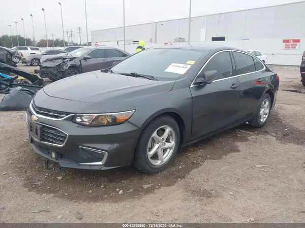 1G1ZB5STXJF175045 2018 CHEVROLET MALIBU - Image 2