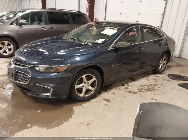 1G1ZB5STXJF179001 2018 CHEVROLET MALIBU - Image 2