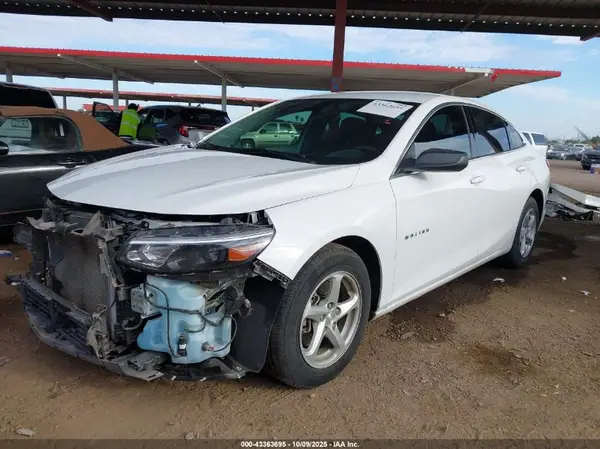 1G1ZB5STXJF202521 2018 CHEVROLET MALIBU - Image 2