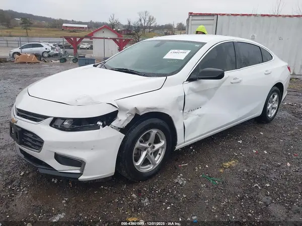 1G1ZB5STXJF228374 2018 CHEVROLET MALIBU - Image 2