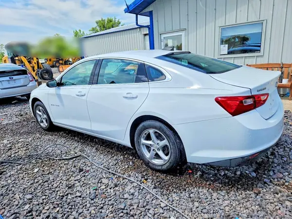 1G1ZB5STXJF256157 2018 CHEVROLET MALIBU - Image 2