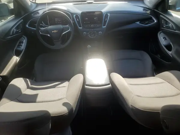 1G1ZB5STXKF120371 2019 CHEVROLET MALIBU - Image 8