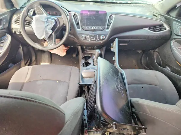 1G1ZB5STXKF190646 2019 CHEVROLET MALIBU - Image 8