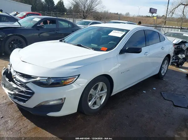 1G1ZB5STXKF227274 2019 CHEVROLET MALIBU - Image 2