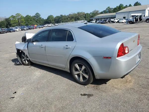 1G1ZC5E18BF110431 2020 CHEVROLET MALIBU - Image 2