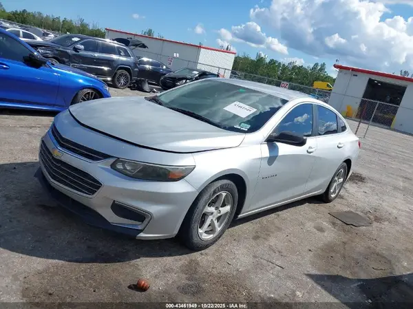 1G1ZC5ST0HF264517 2017 CHEVROLET MALIBU - Image 2