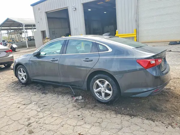 1G1ZC5ST0JF179893 2018 CHEVROLET MALIBU - Image 2