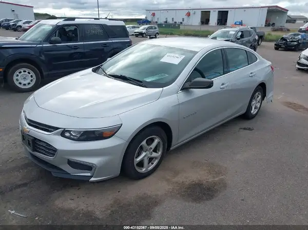 1G1ZC5ST0JF263860 2018 CHEVROLET MALIBU - Image 2