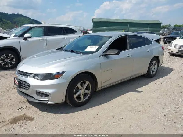 1G1ZC5ST0JF287236 2018 CHEVROLET MALIBU - Image 2
