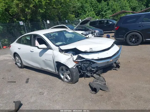 1G1ZC5ST0LF147187 2020 CHEVROLET MALIBU - Image 1