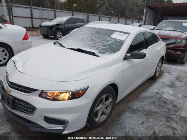 1G1ZC5ST1JF193673 2018 CHEVROLET MALIBU - Image 2