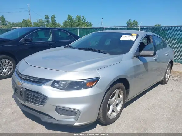 1G1ZC5ST1JF195195 2018 CHEVROLET MALIBU - Image 2