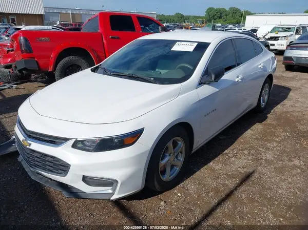 1G1ZC5ST1JF196394 2018 CHEVROLET MALIBU - Image 2