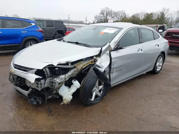 1G1ZC5ST1JF208592 2018 CHEVROLET MALIBU - Image 2