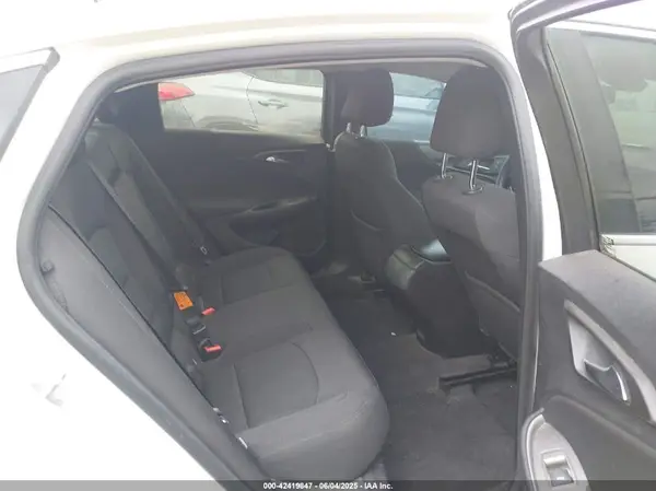 1G1ZC5ST1JF240748 2018 CHEVROLET MALIBU - Image 8
