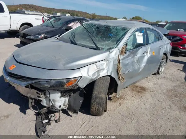 1G1ZC5ST1KF138058 2019 CHEVROLET MALIBU - Image 2
