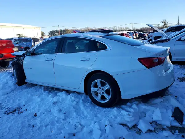 1G1ZC5ST1KF154812 2019 CHEVROLET MALIBU - Image 2