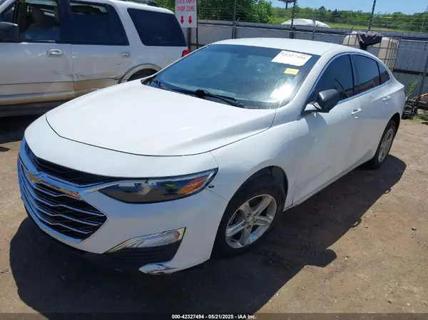 1G1ZC5ST1KF169455 2019 CHEVROLET MALIBU - Image 2