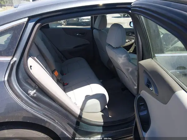 1G1ZC5ST1KF185669 2019 CHEVROLET MALIBU - Image 8