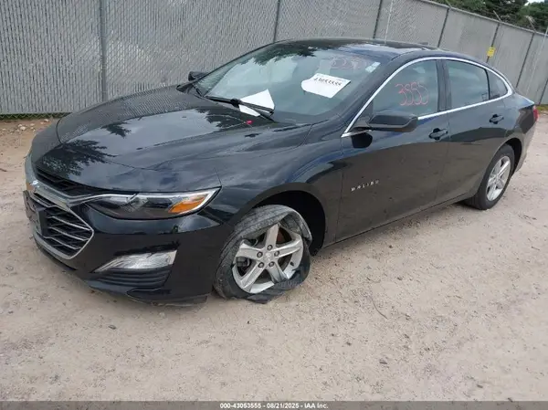 1G1ZC5ST1KF214040 2019 CHEVROLET MALIBU - Image 2