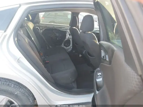 1G1ZC5ST1LF067736 2020 CHEVROLET MALIBU - Image 8