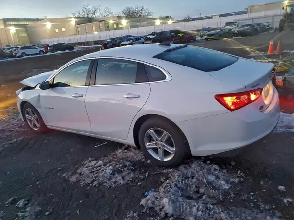 1G1ZC5ST1RF244178 2024 CHEVROLET MALIBU - Image 2