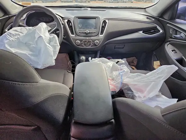 1G1ZC5ST2JF103043 2018 CHEVROLET MALIBU - Image 8